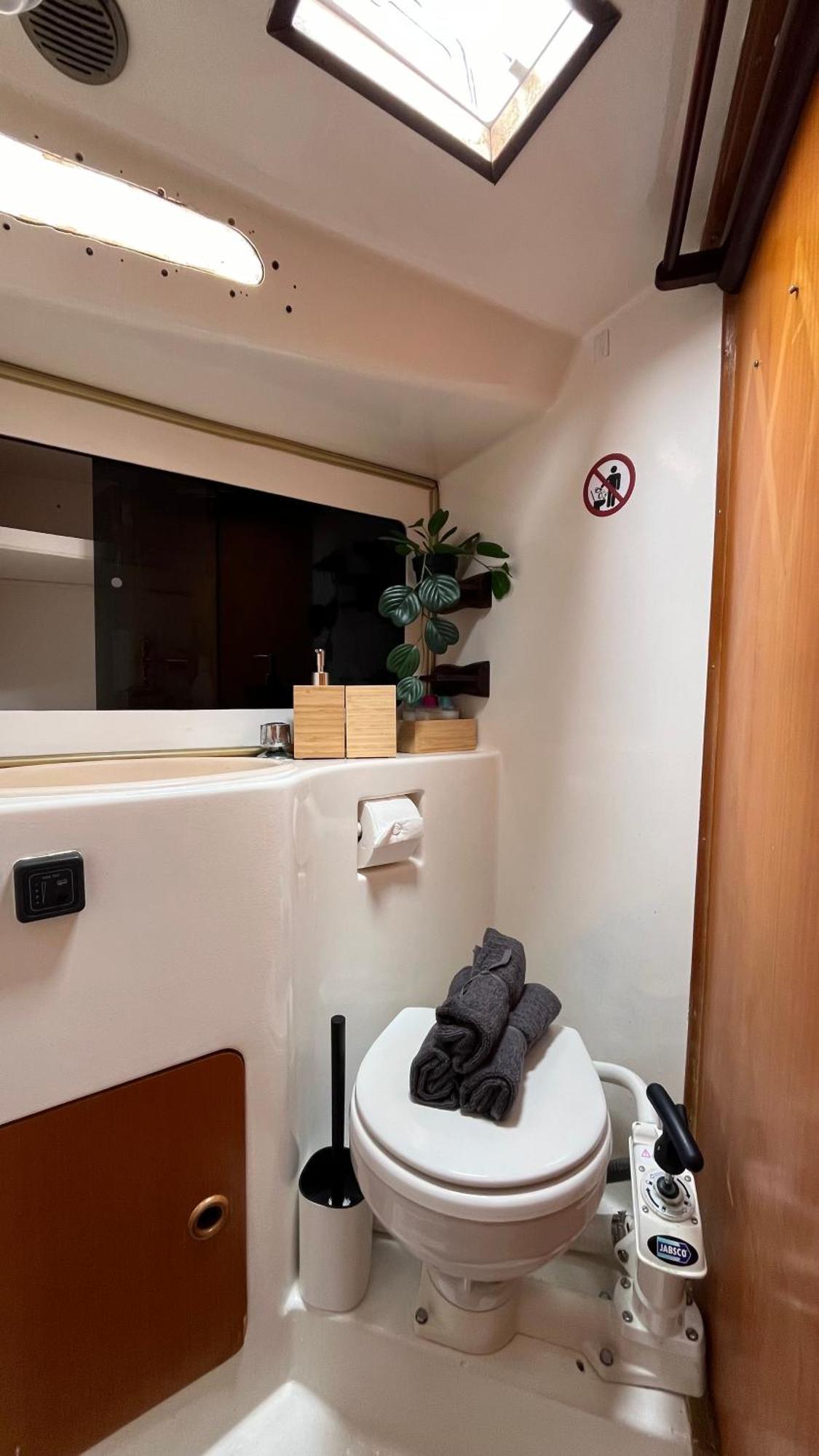 Velero Puma 32 Botel *